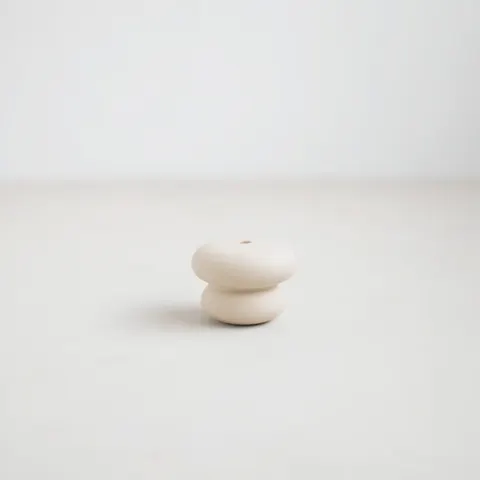 PEBBLE LONG STEM CANDLE HOLDER