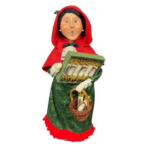 BYERS' CHOICE WOMAN WITH CHRISTMAS CRACKERS